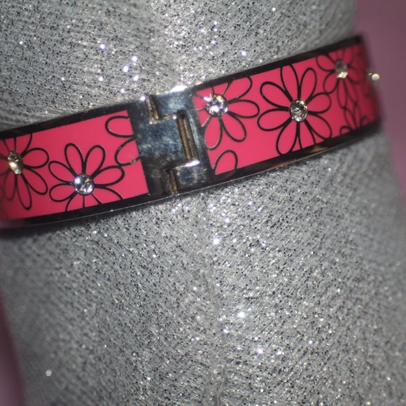 PINK FLOWER COACH BANGLE BRACELET - Picture 3 of 4